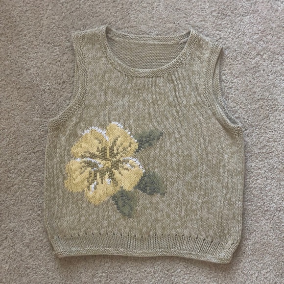 Vintage Tops - [VINTAGE] Heavy Knit Yellow Floral Tan Crop Top